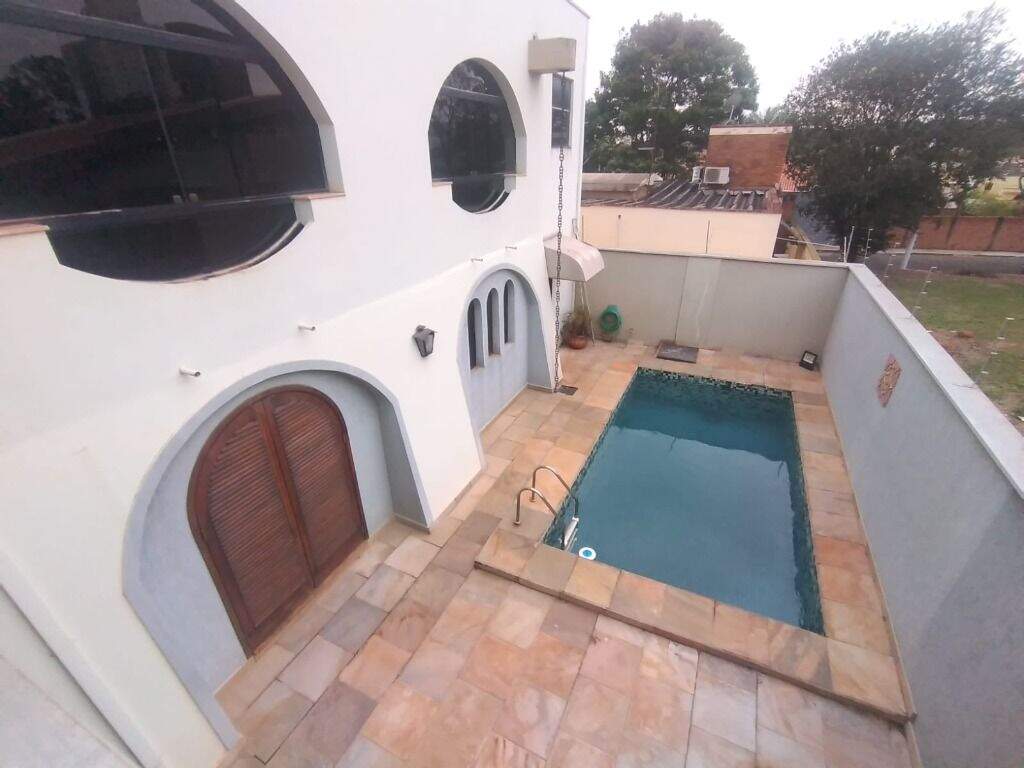 Casa à venda no Parque Santa Cecília: 