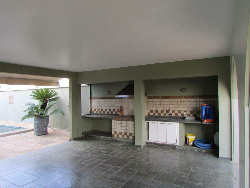 Casa à venda no Parque Santa Cecília: 