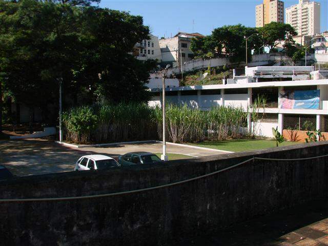 Área à venda no Centro: 