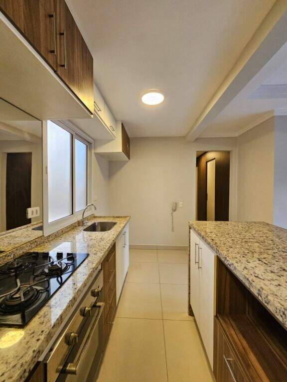 Apartamento à venda no Parque Santa Cecília: 