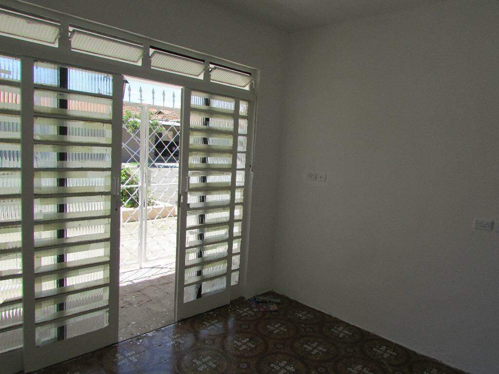 Casa à venda no Nhô Quim: 