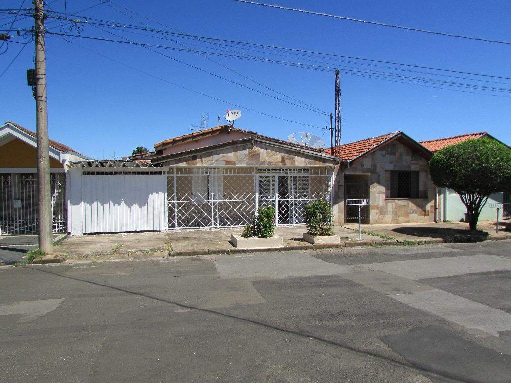 Casa à venda no Nhô Quim: 
