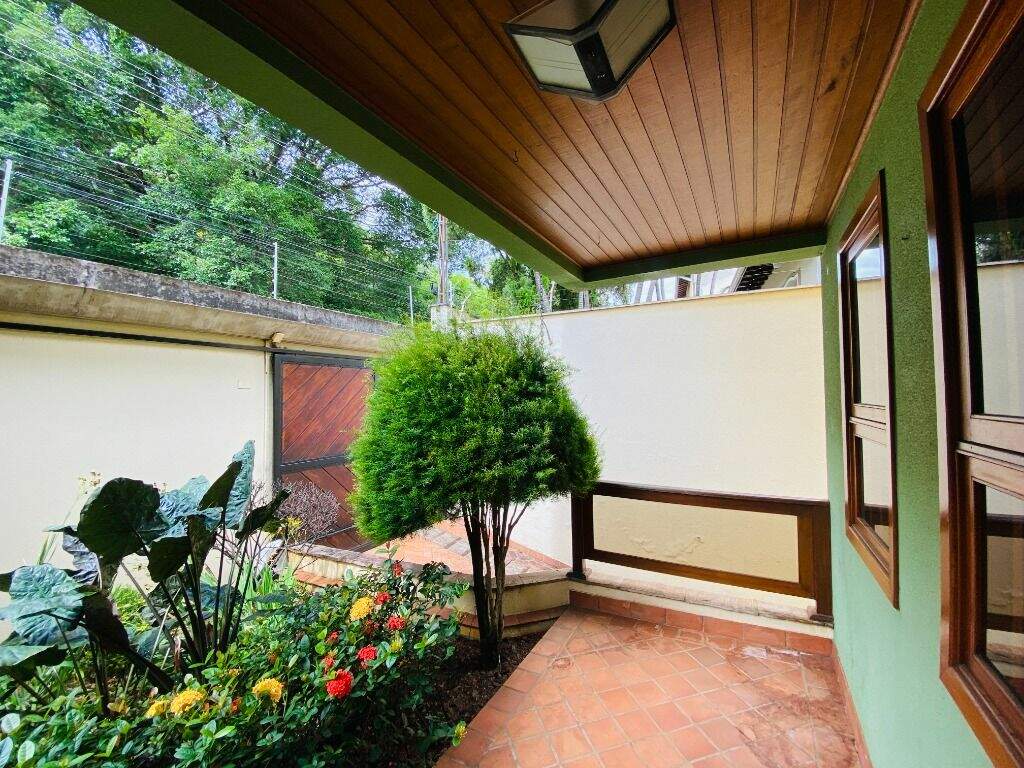 Casa à venda no Centro: 