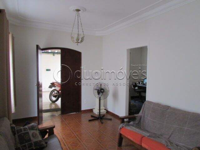 Casa à venda no Jardim São Luiz: 