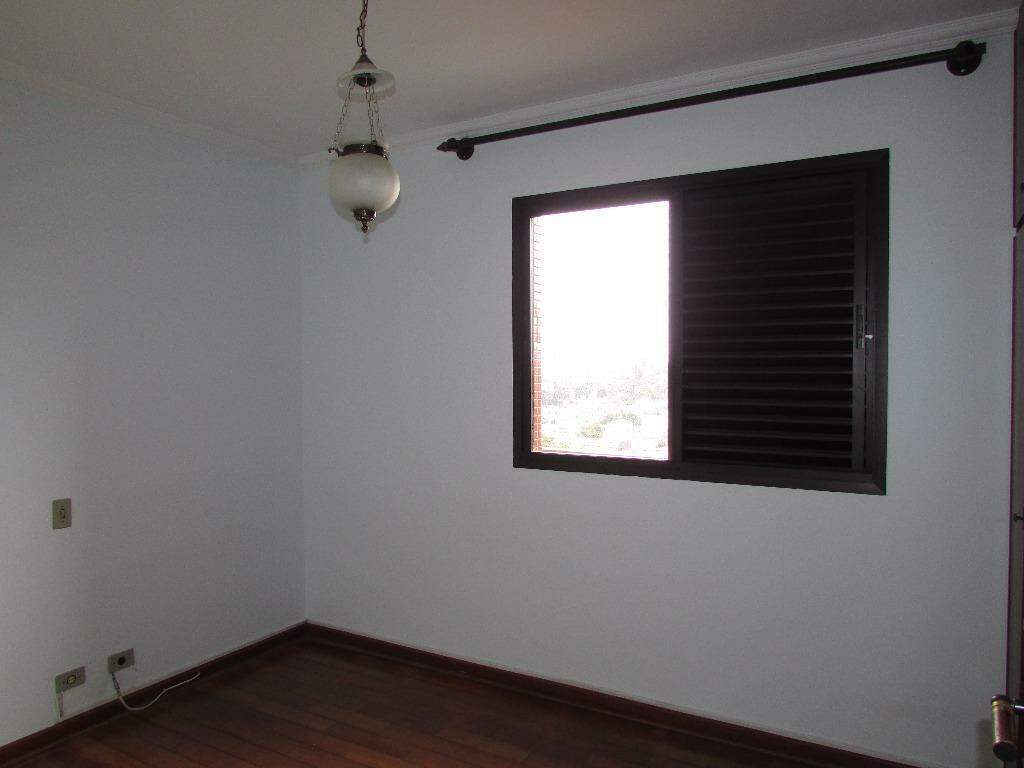 Apartamento, 3 quartos, 140 m² - Foto 11