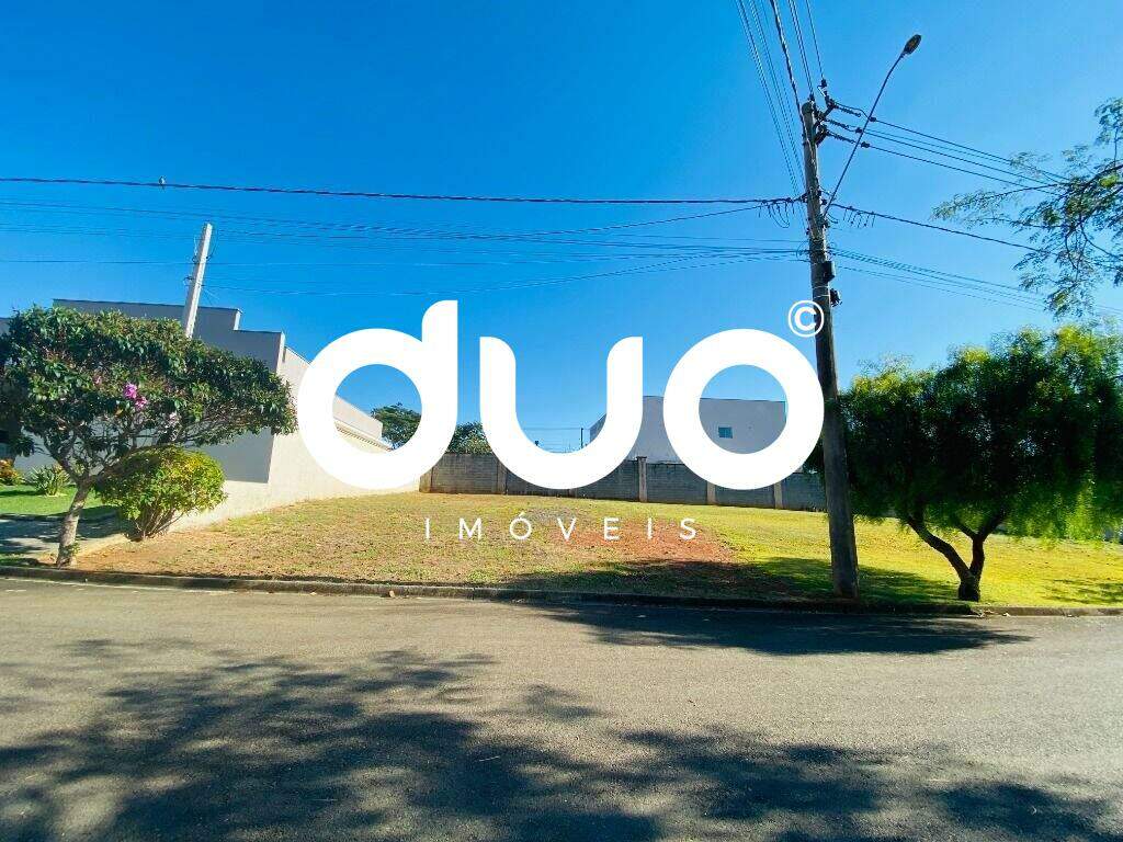 Terreno à venda no Jardim Caxambu: 