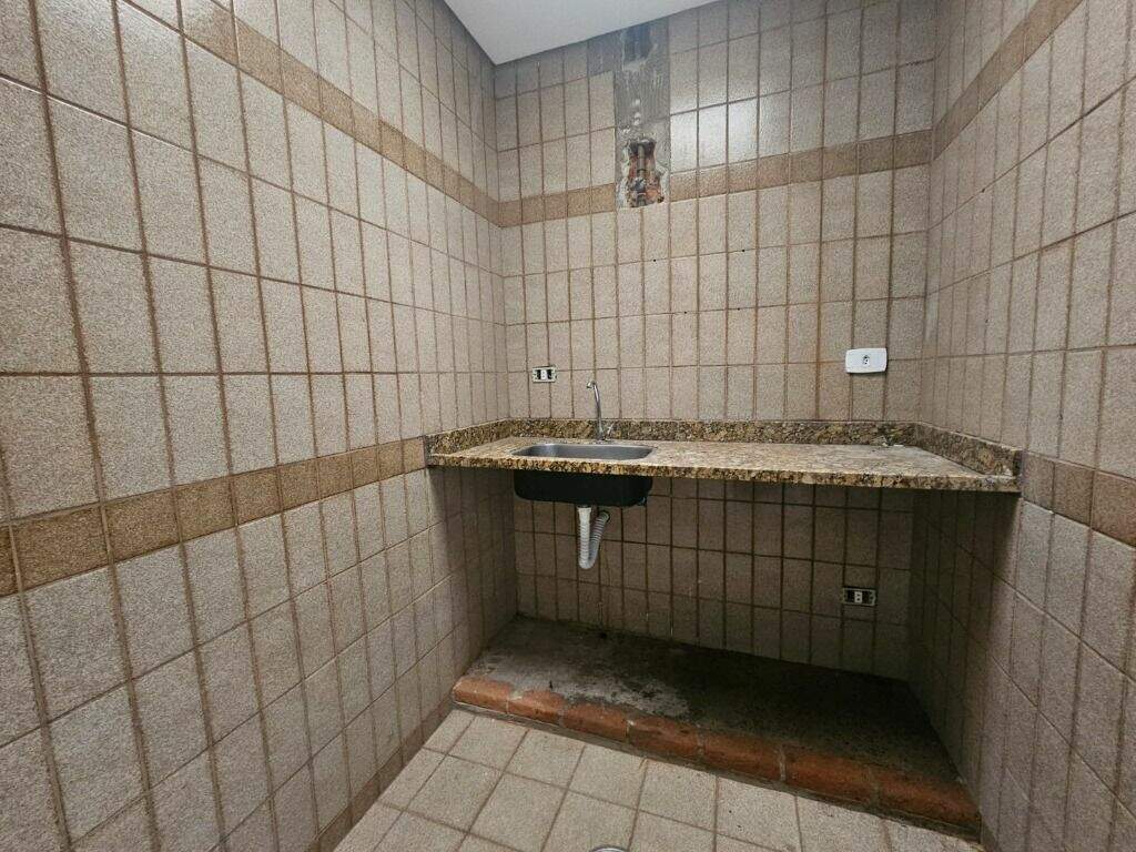 Casa para aluguel no Centro: 