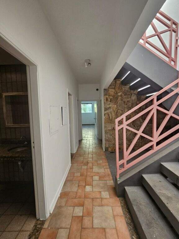 Casa para aluguel no Centro: 