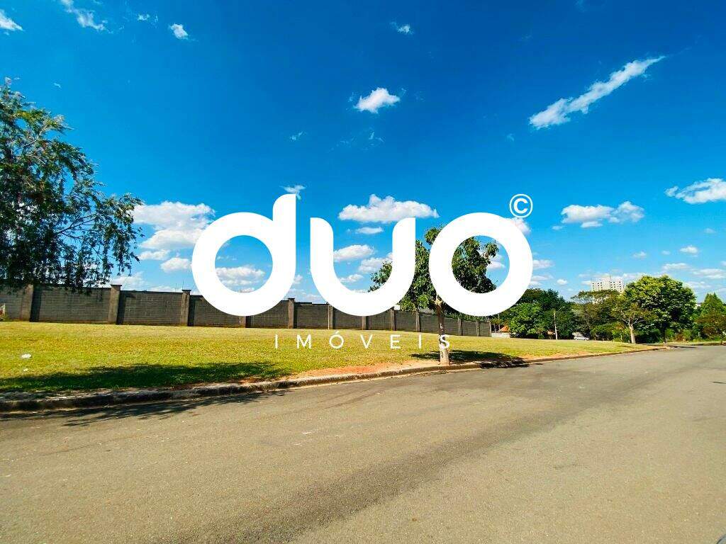 Terreno à venda no Jardim Caxambu: 