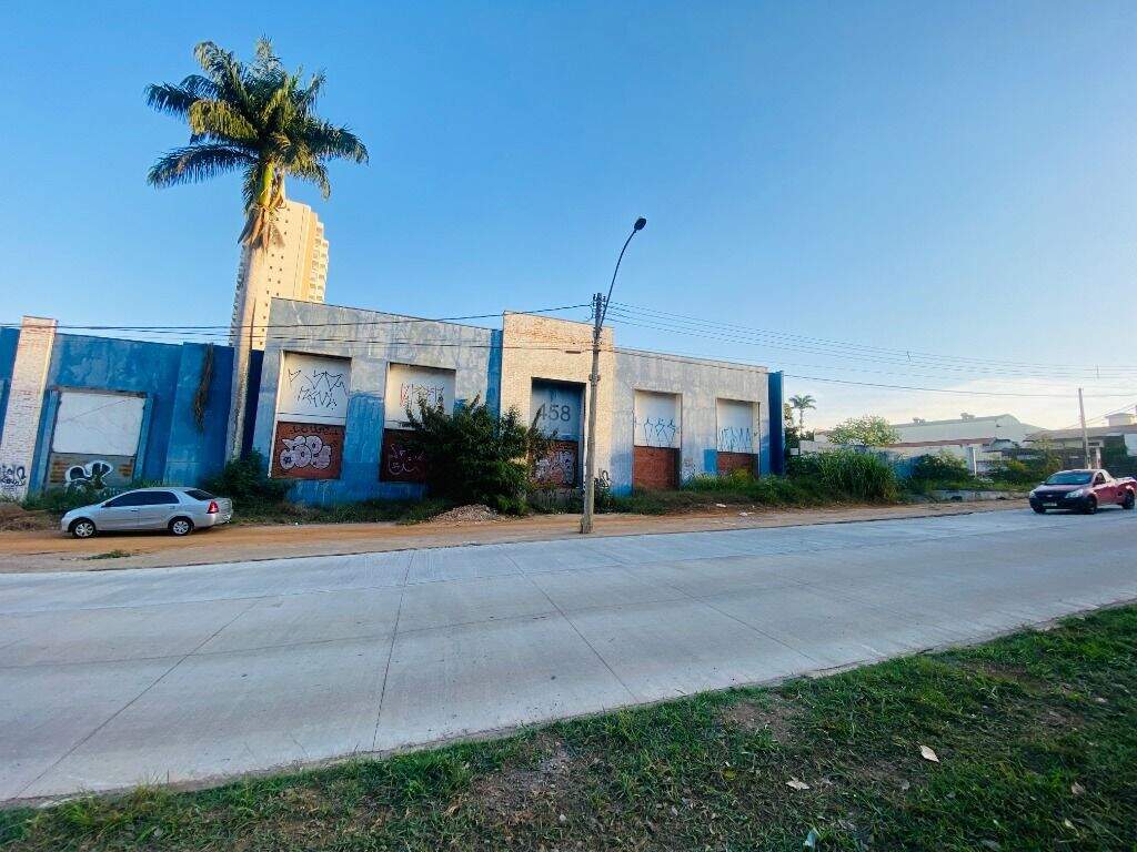 Barracão à venda no Vila Independência: 
