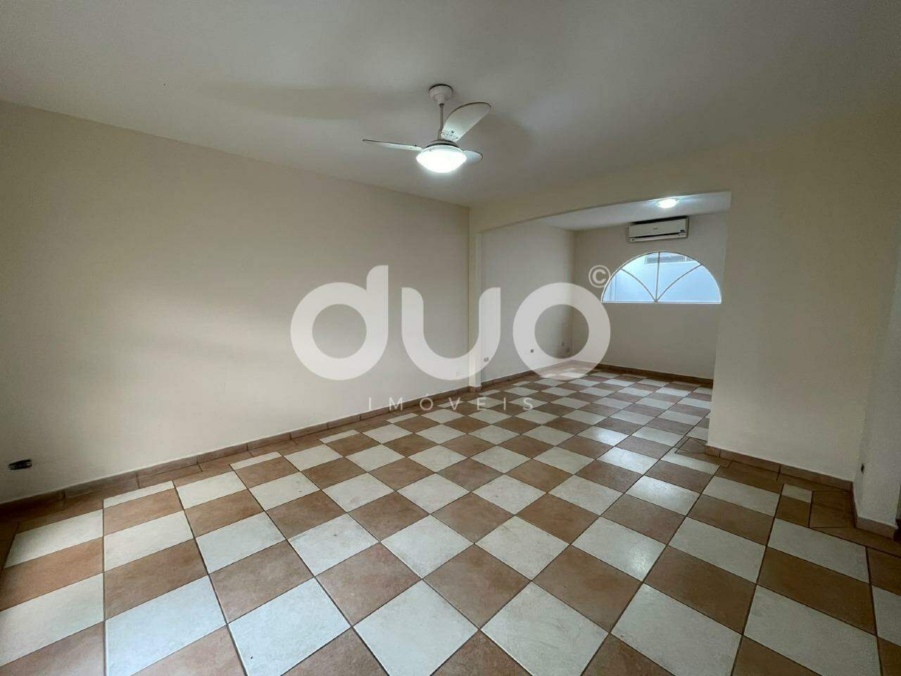 Casa para aluguel no Alto: 