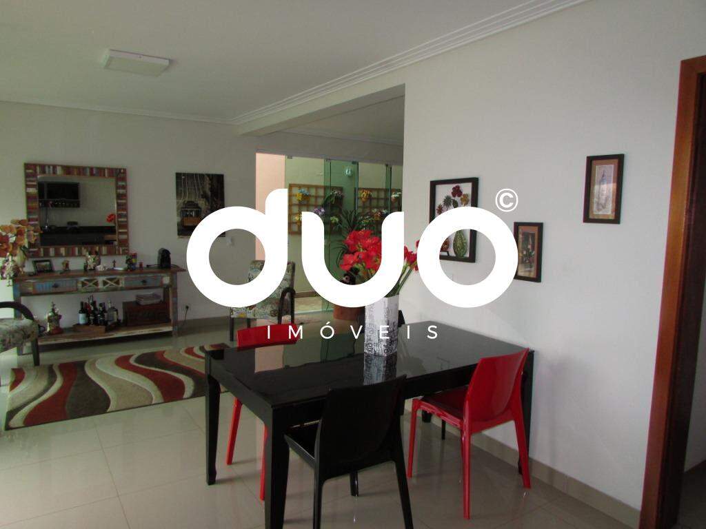Casa à venda no Loteamento Residencial Reserva Do Engenho: 