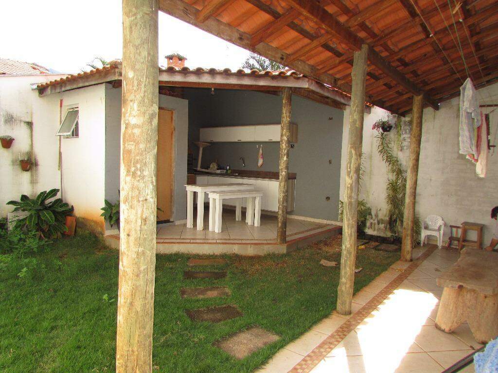 Casa à venda no Jardim Oriente: 