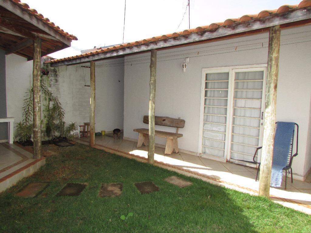 Casa à venda no Jardim Oriente: 