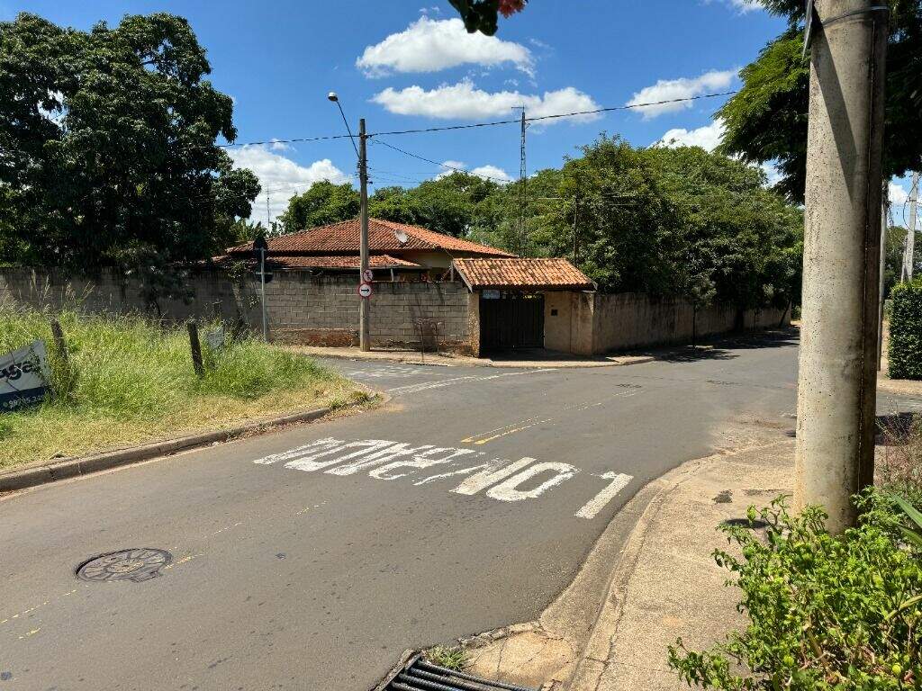 Terreno à venda no Glebas Natalinas: 