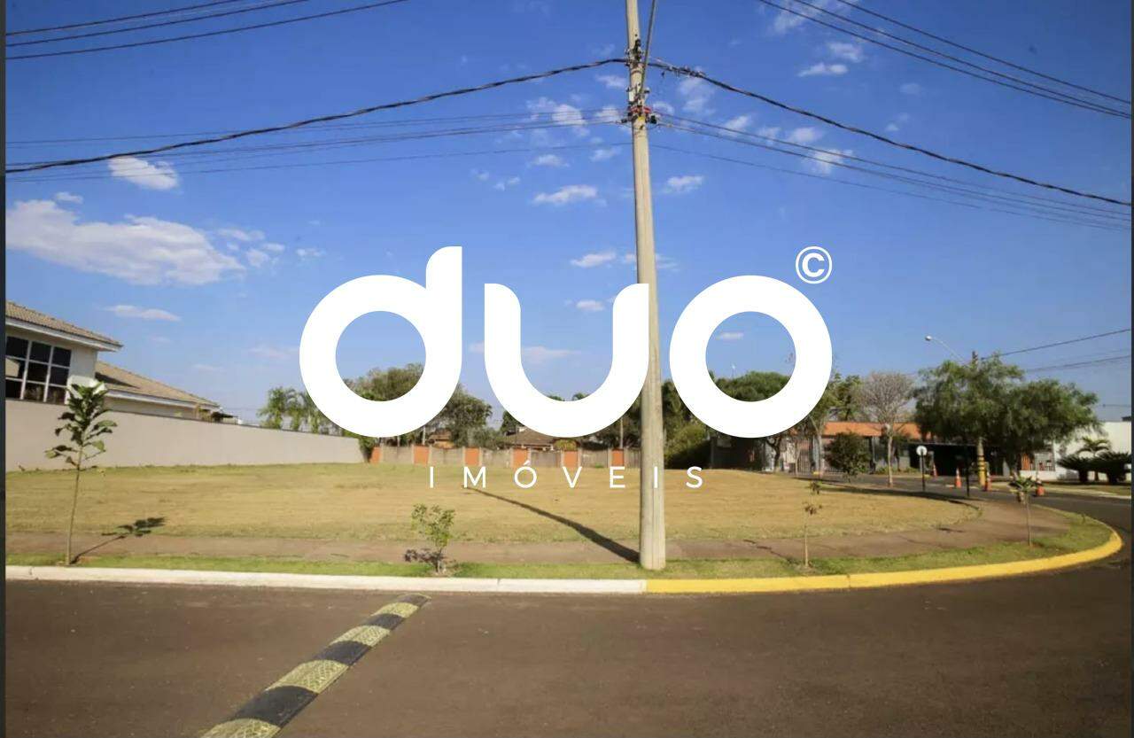 Lote em condomínio à venda no Campestre: 