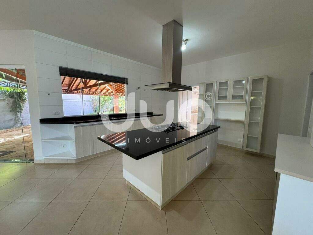 Casa em Condominío para aluguel no Morada dos Pássaros: 