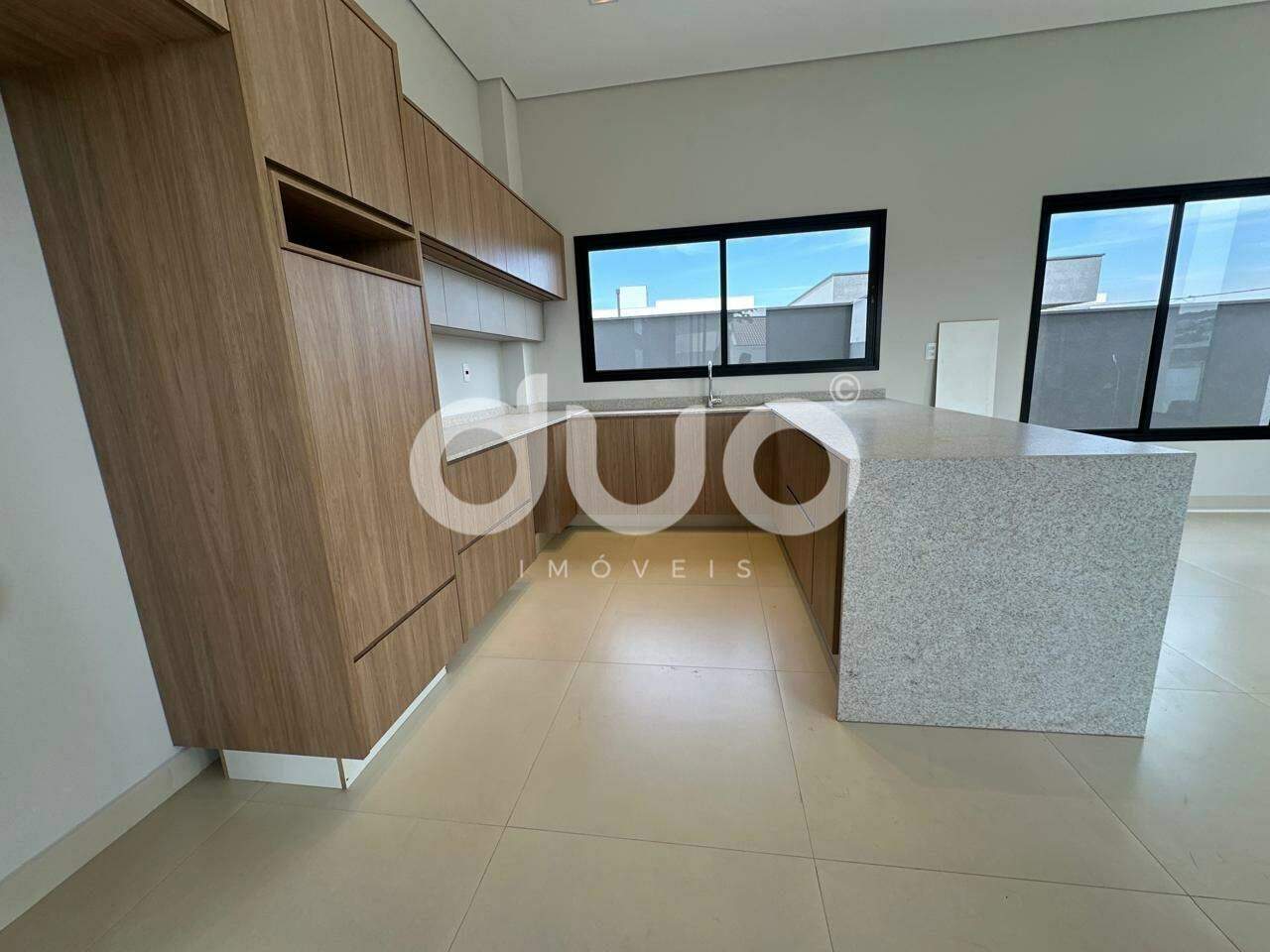 Casa em Condominío à venda no Loteamento Santa Rosa: 