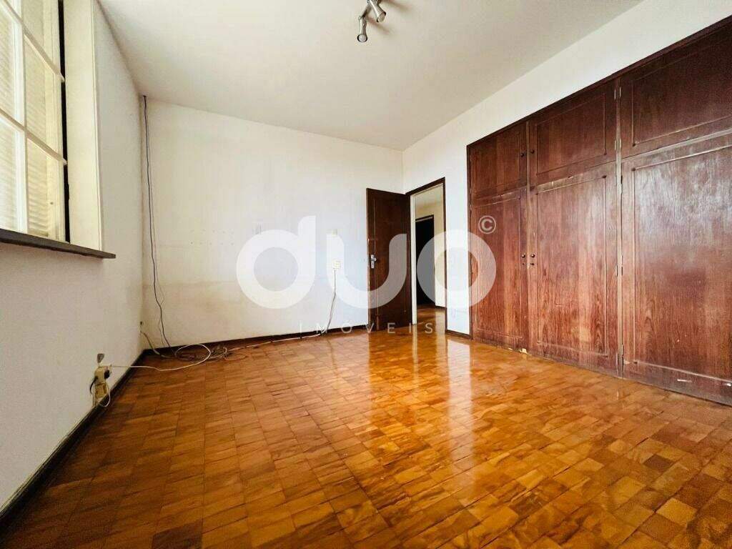 Casa, 4 quartos, 343 m² - Foto 47