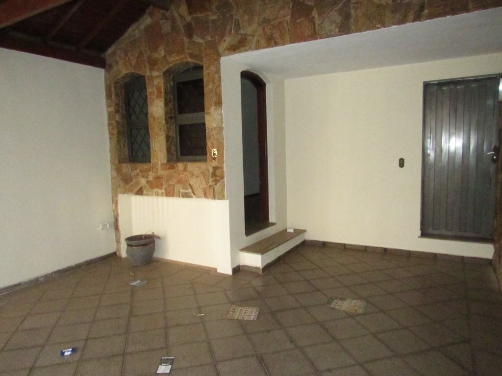 Casa para aluguel no Jardim Brasília: 