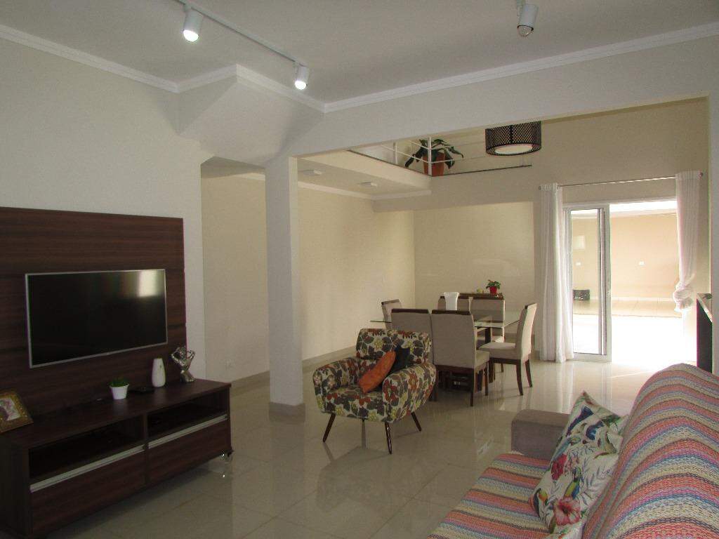 Casa à venda no Parque Conceição: 