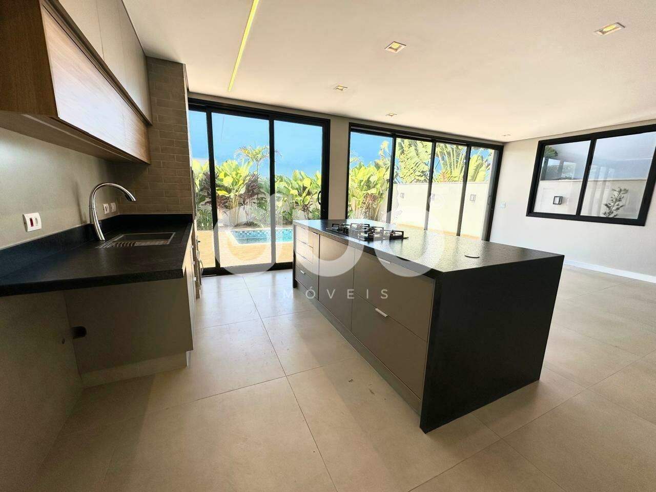 Casa em Condominío à venda no Loteamento Santa Rosa: 