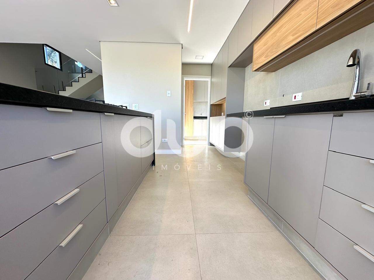 Casa em Condominío à venda no Loteamento Santa Rosa: 