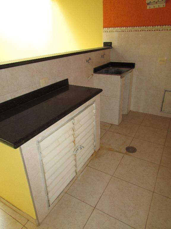 Casa para aluguel no Paulicéia: 