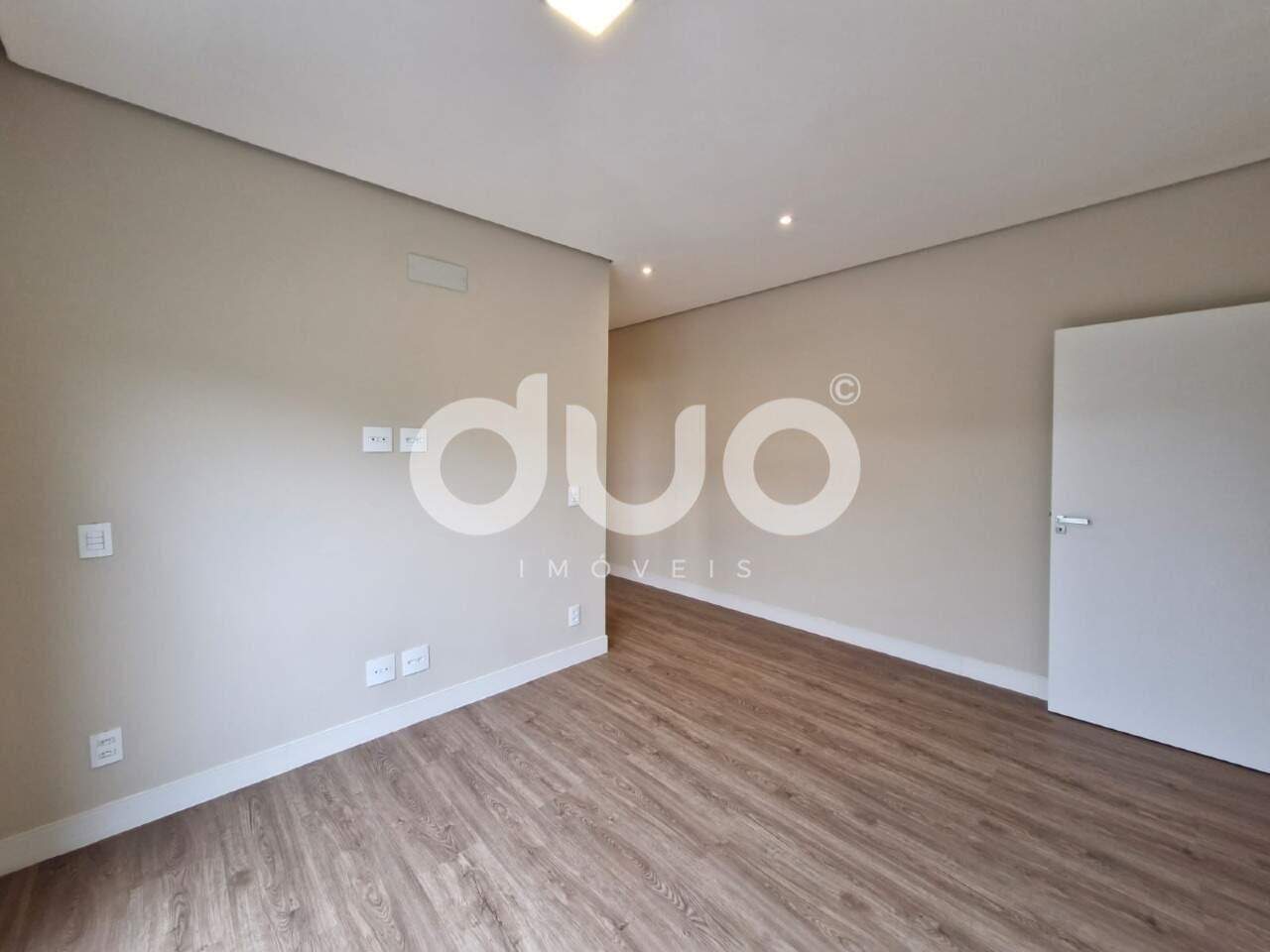 Casa em Condominío à venda no Jupiá: 