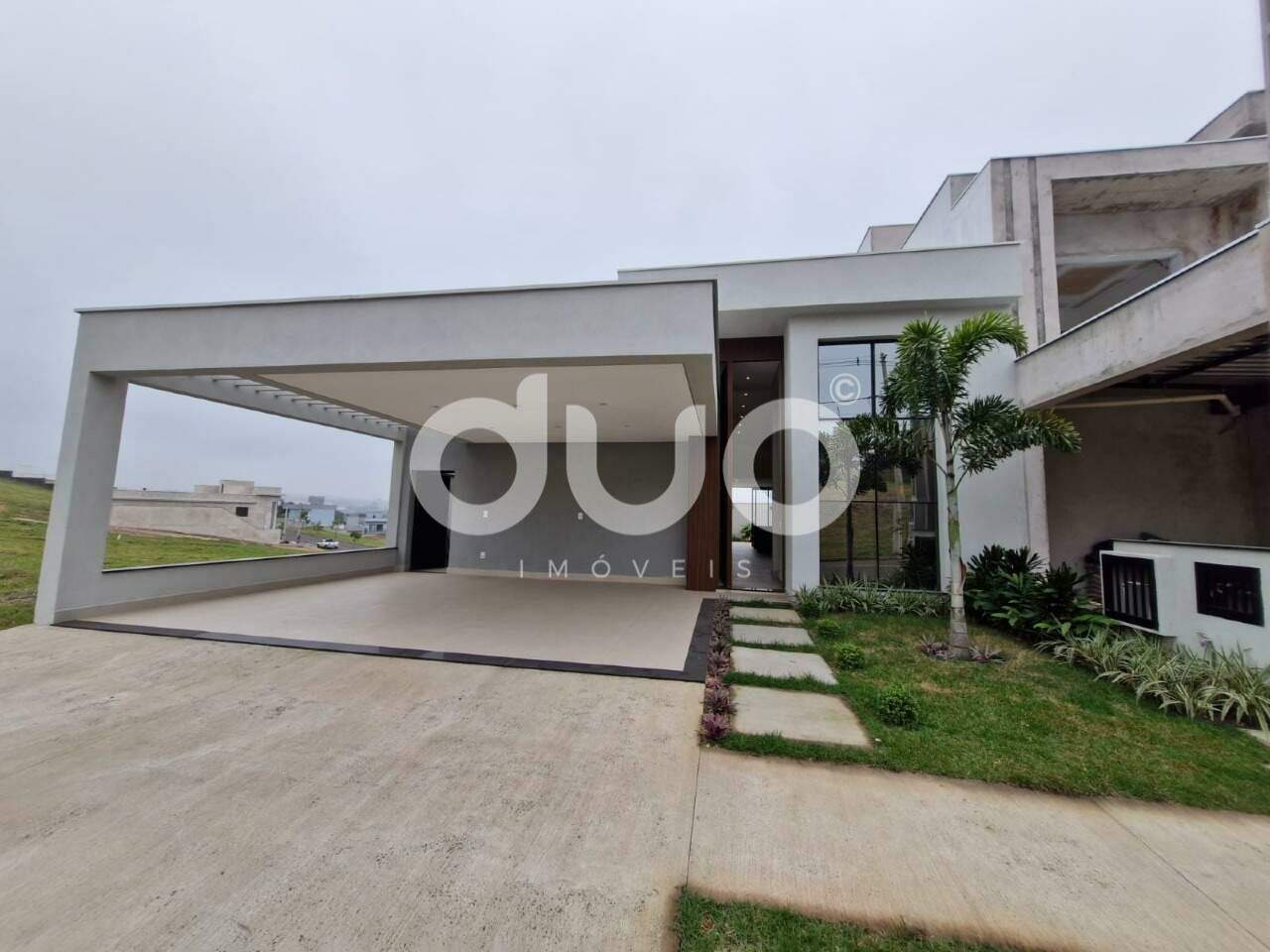 Casa em Condominío à venda no Jupiá: 
