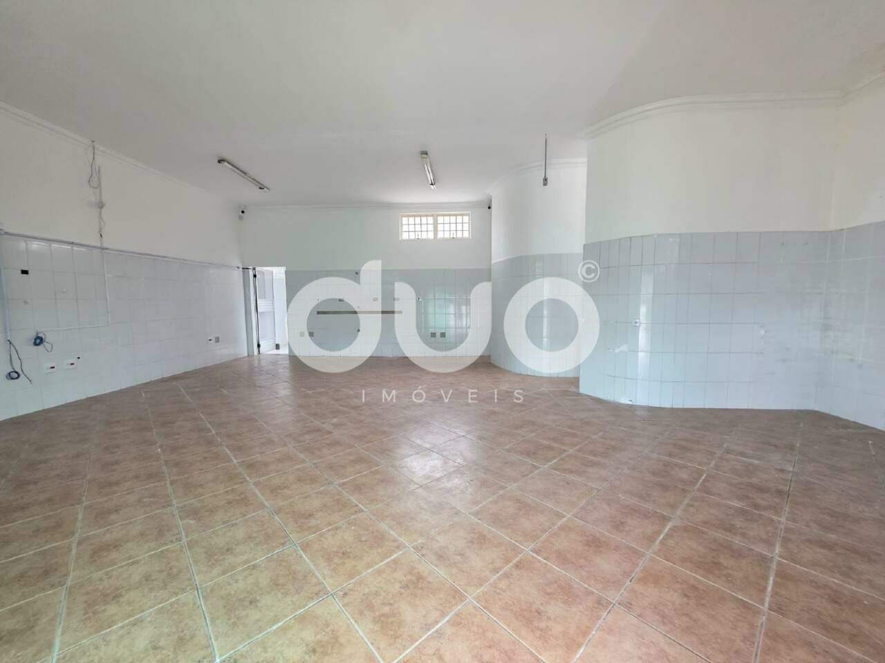 Loja-Salão, 150 m² - Foto 1