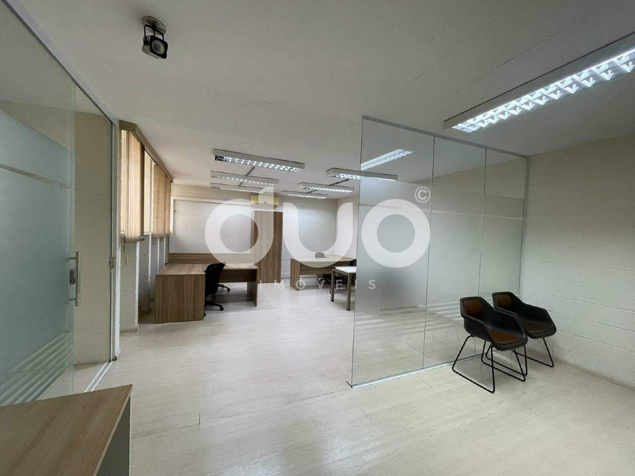 Sala para aluguel no Centro: 