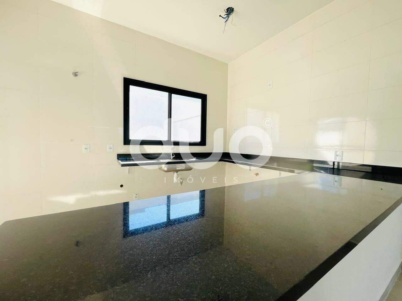 Casa em Condominío à venda no Reserva Jequitibá: 