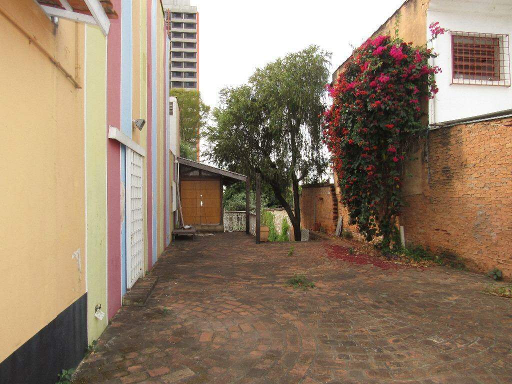 Casa à venda no Centro: 