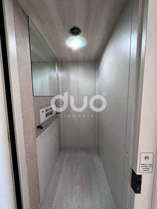 Casa em Condominío à venda no Condominio Residencial Reserva do Engenho: Elevador Hidráulico DaiKen