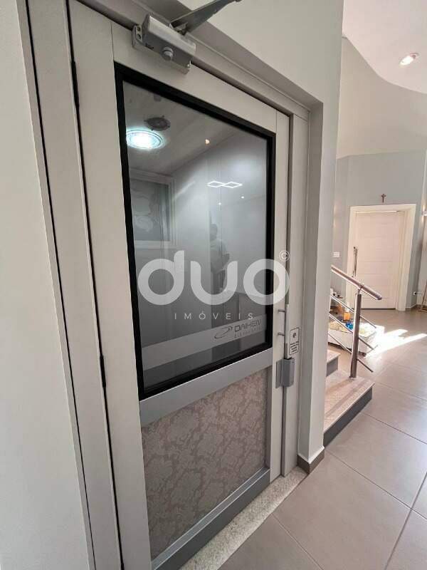 Casa em Condominío à venda no Condominio Residencial Reserva do Engenho: Elevador Hidráulico DaiKen