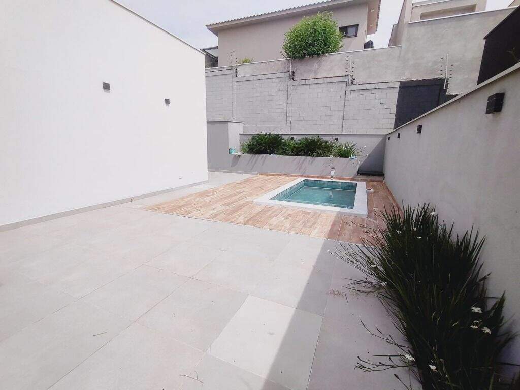 Casa em Condominío para aluguel no Jardim Parque Jupiá: 