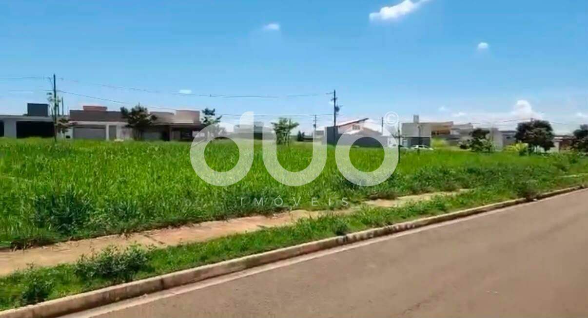 Terreno à venda no Jardim São Francisco: 