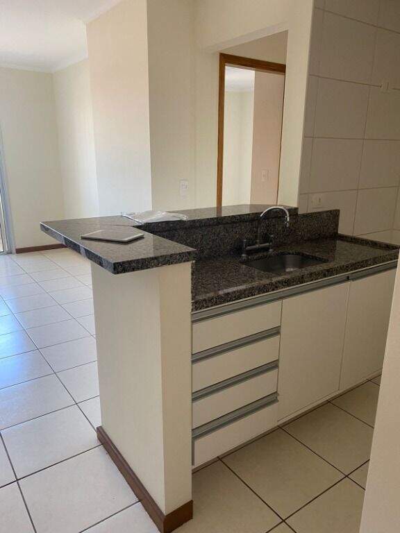 Apartamento para aluguel no São Dimas: 