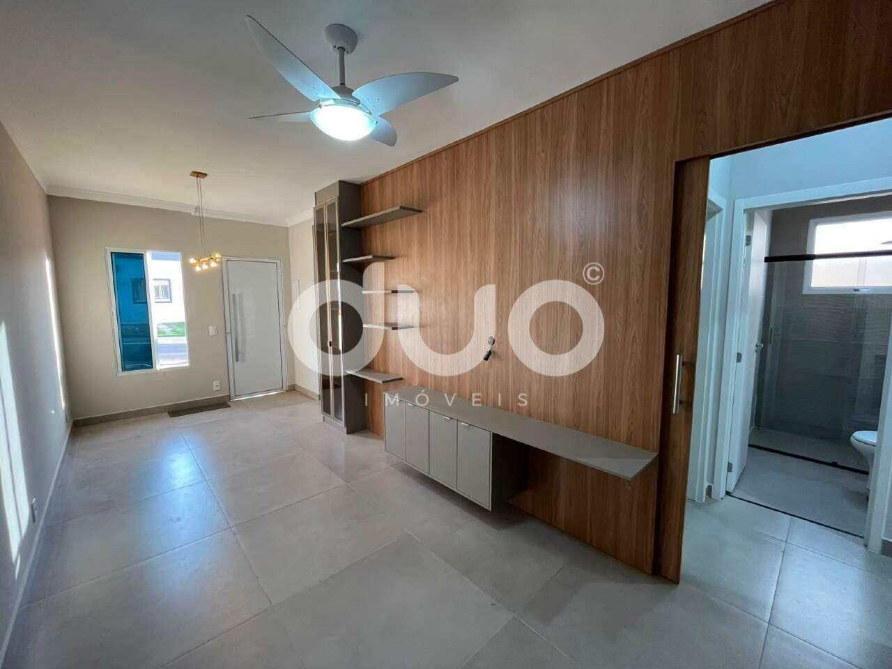 Casa em Condominío à venda no Cidade Judiciaria: 