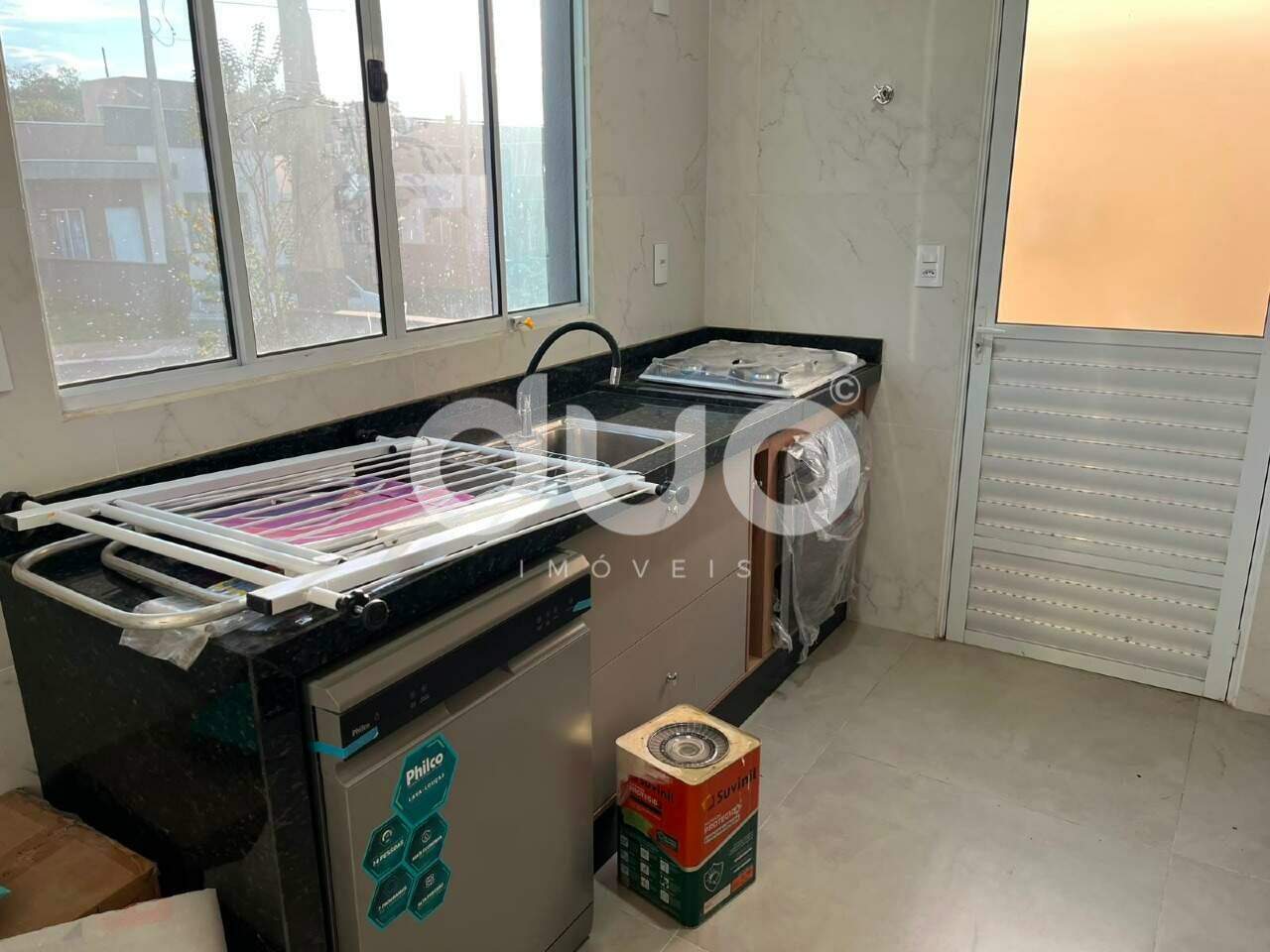 Casa em Condominío à venda no Cidade Judiciaria: 