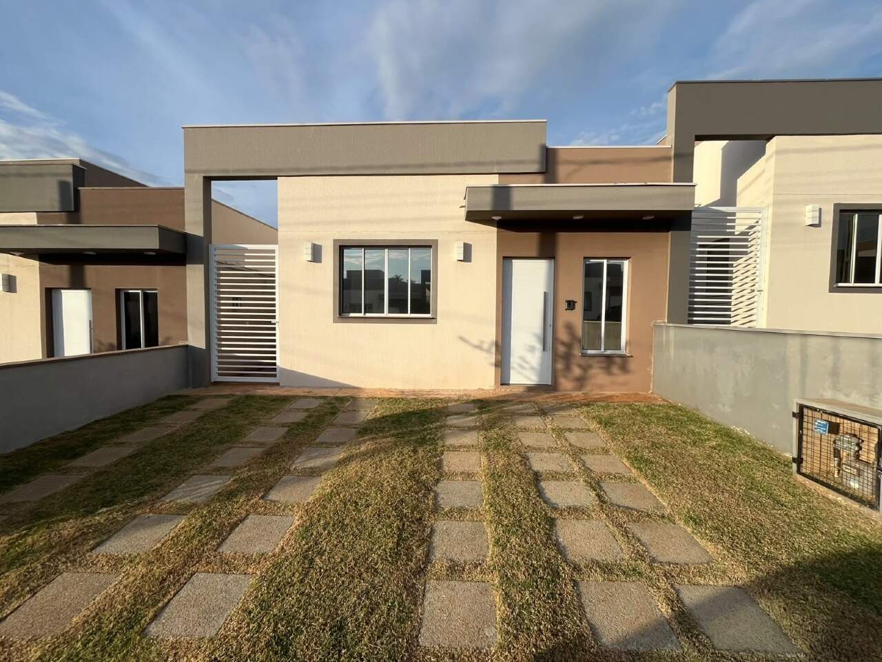 Casa em Condominío à venda no Cidade Judiciaria: 