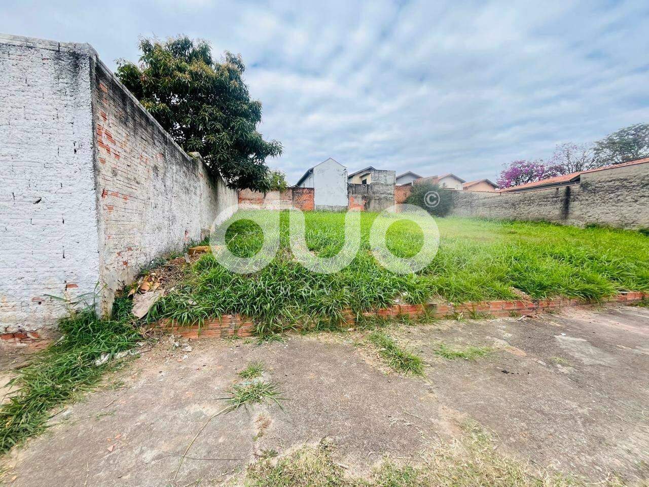 Terreno à venda no Santa Rosa Ipês: 