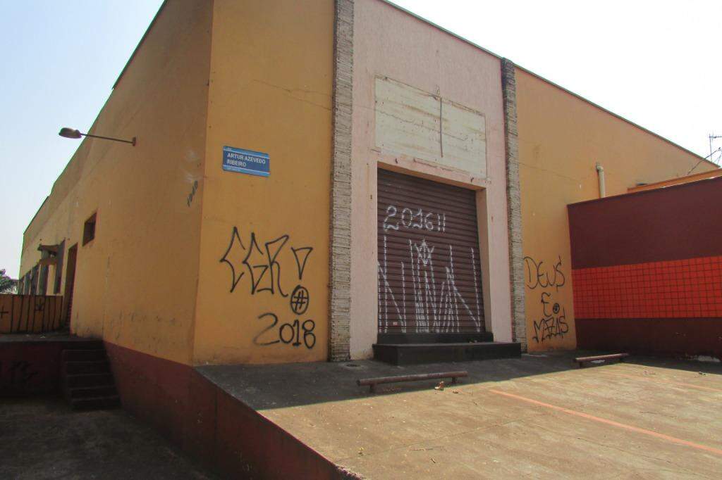 Barracão à venda no Vila Industrial: 