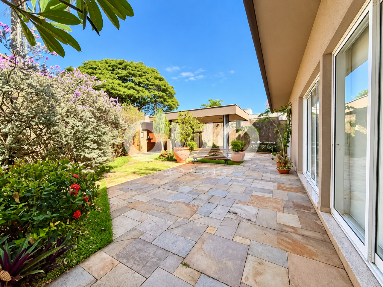 Casa para aluguel no Parque Santa Cecília: 