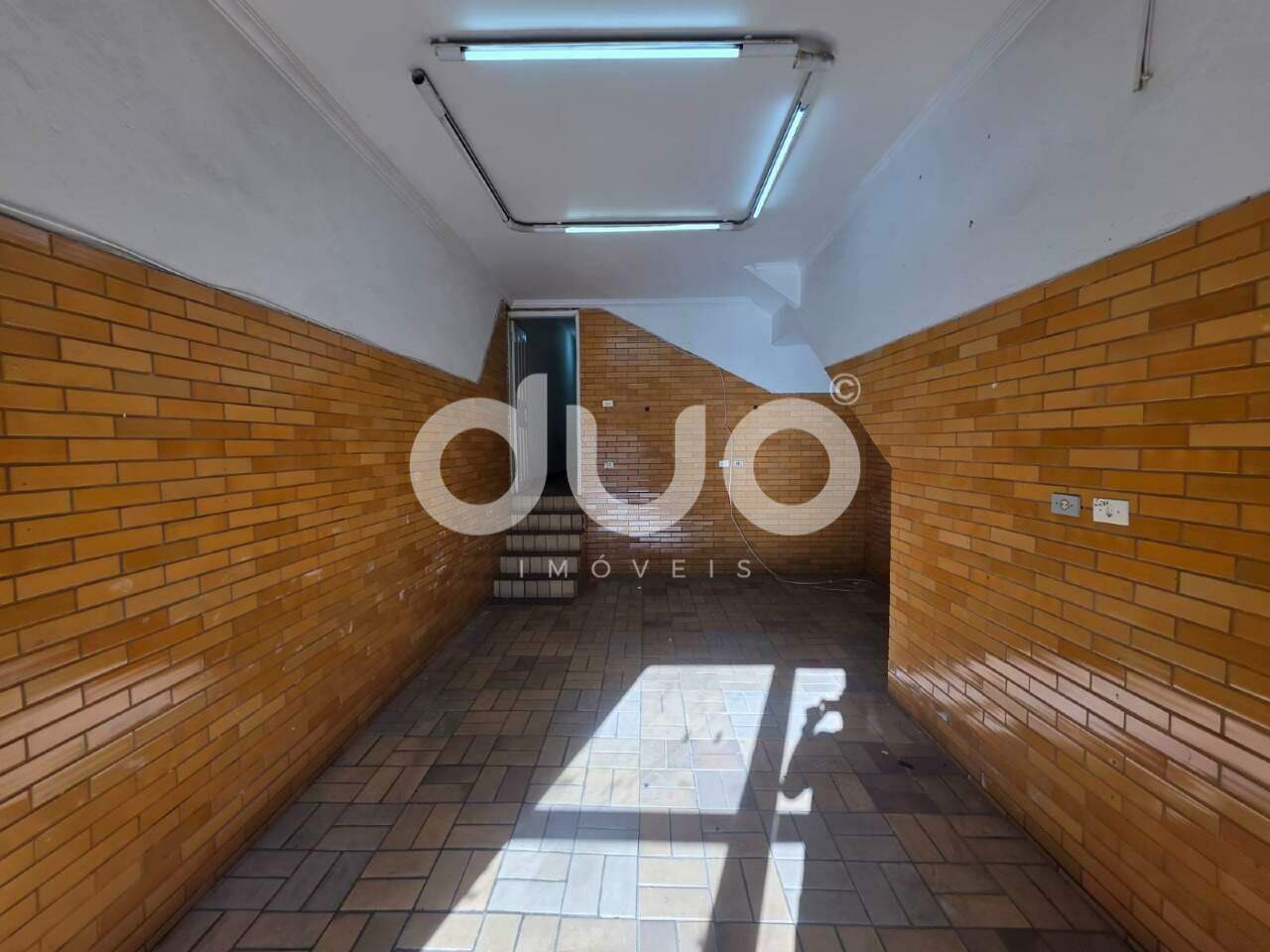 Loja-Salão, 120 m² - Foto 1