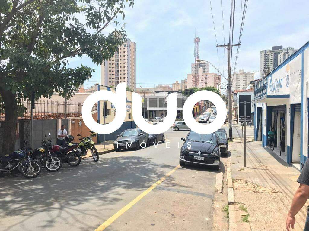 Casa à venda no Centro: 