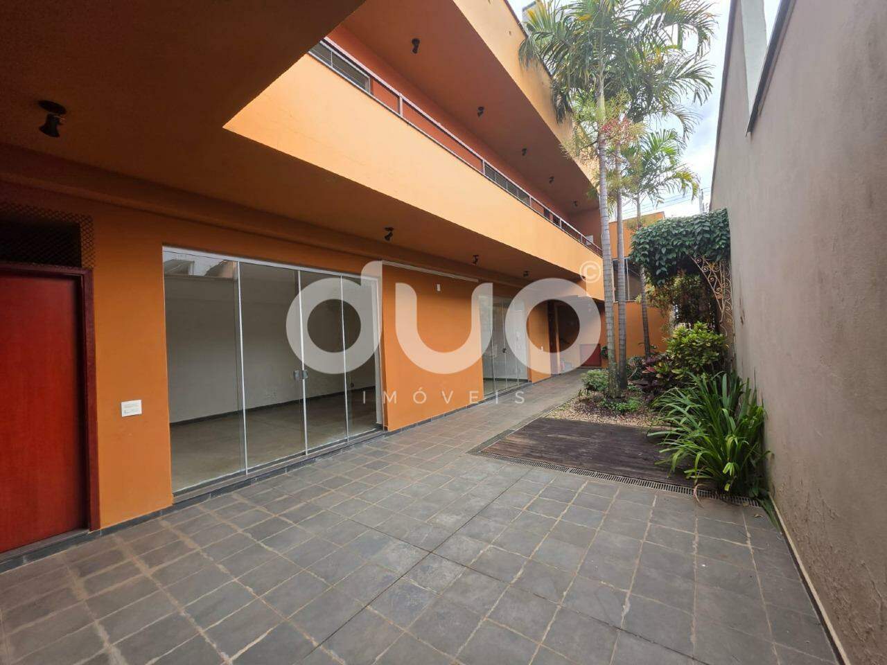 Loja-Salão, 236 m² - Foto 1
