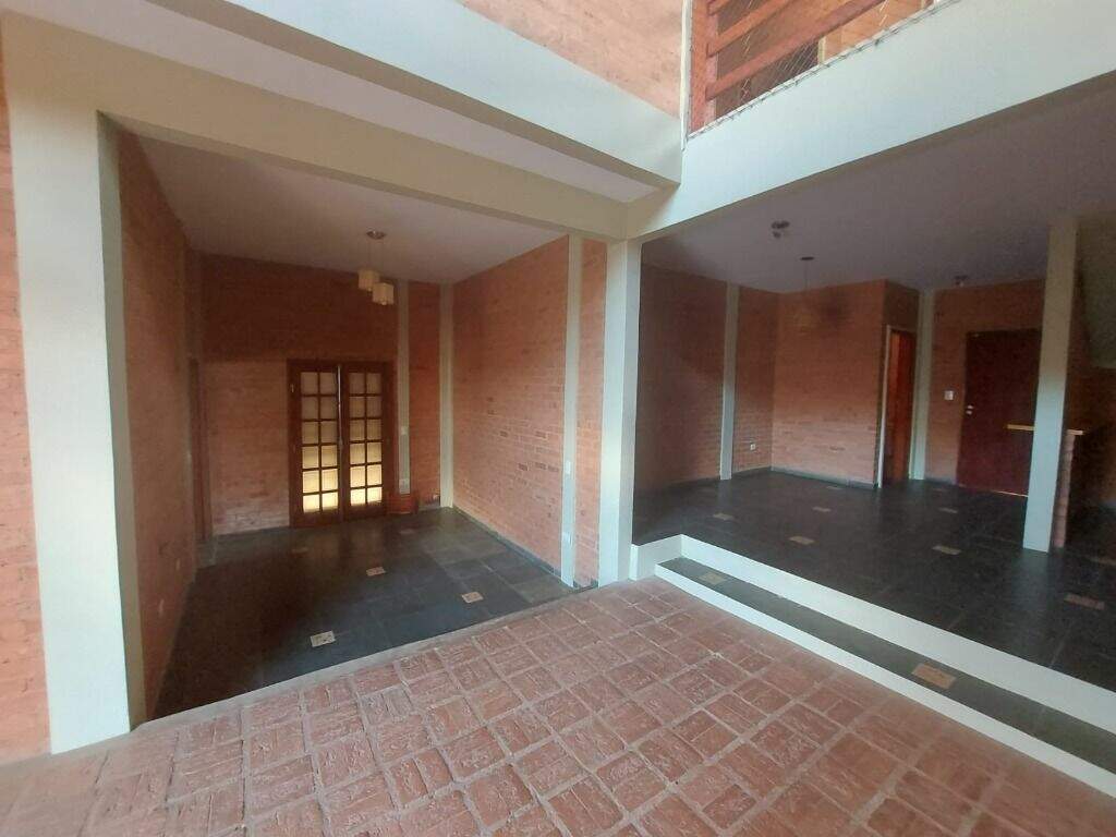 Casa para aluguel no Santa Rosa: 