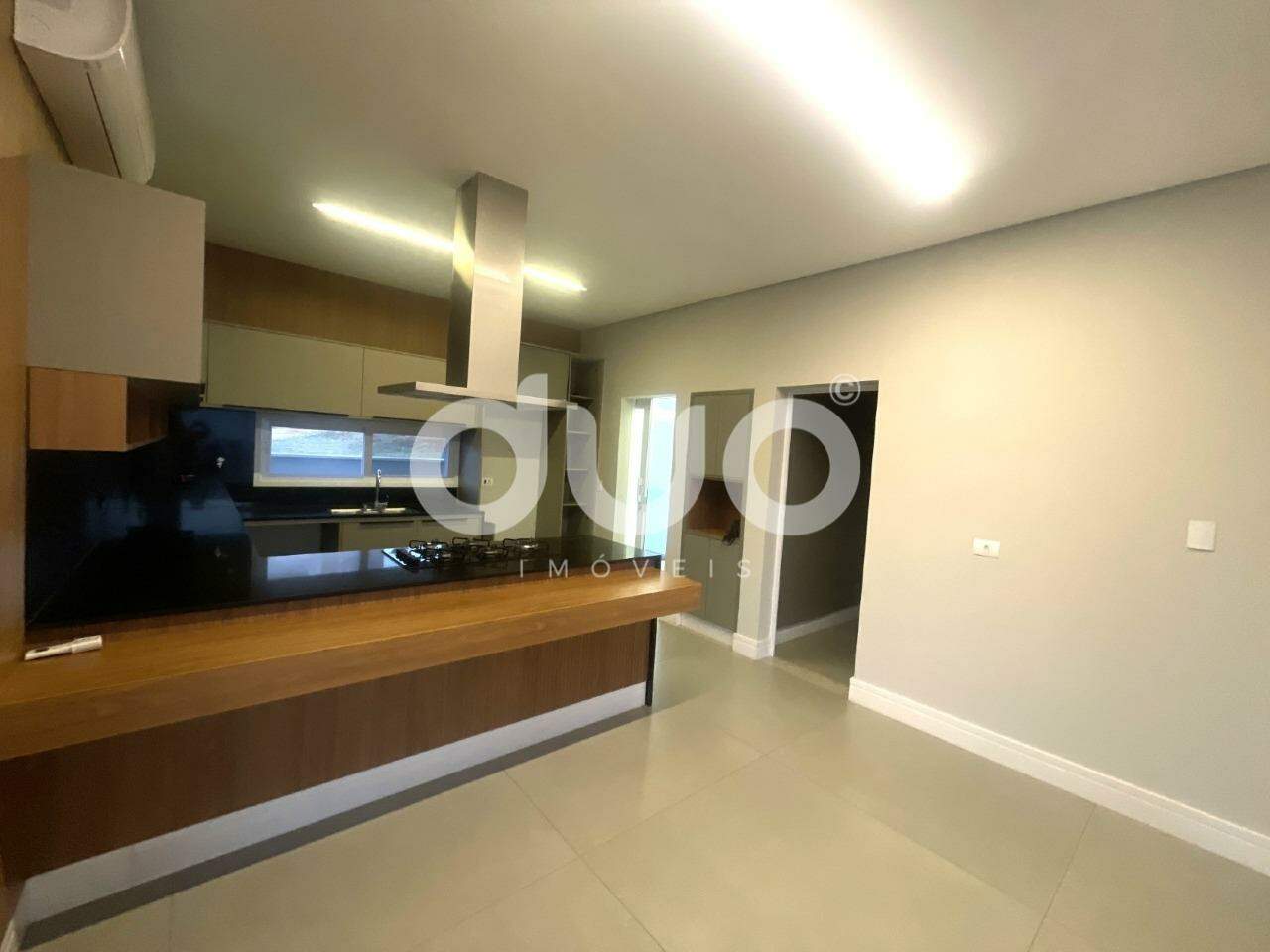 Casa em Condominío para aluguel no Monte Alegre: 
